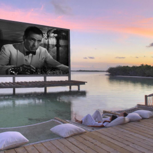 outdoor cinema movies on the beach